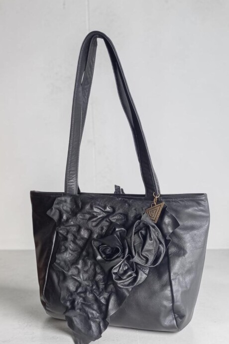 Cartera LIANA Línea Ottenta Cuero Negro Con Flores Cartera LIANA Línea Ottenta Cuero Negro Con Flores