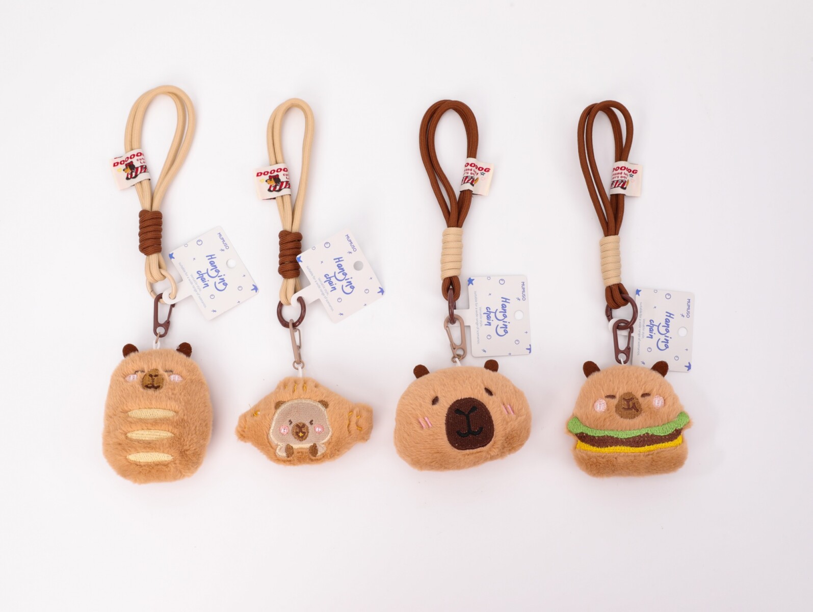 LLAVERO DE PULSERA CAPIBARA 