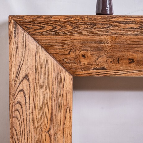 Consola Solid U