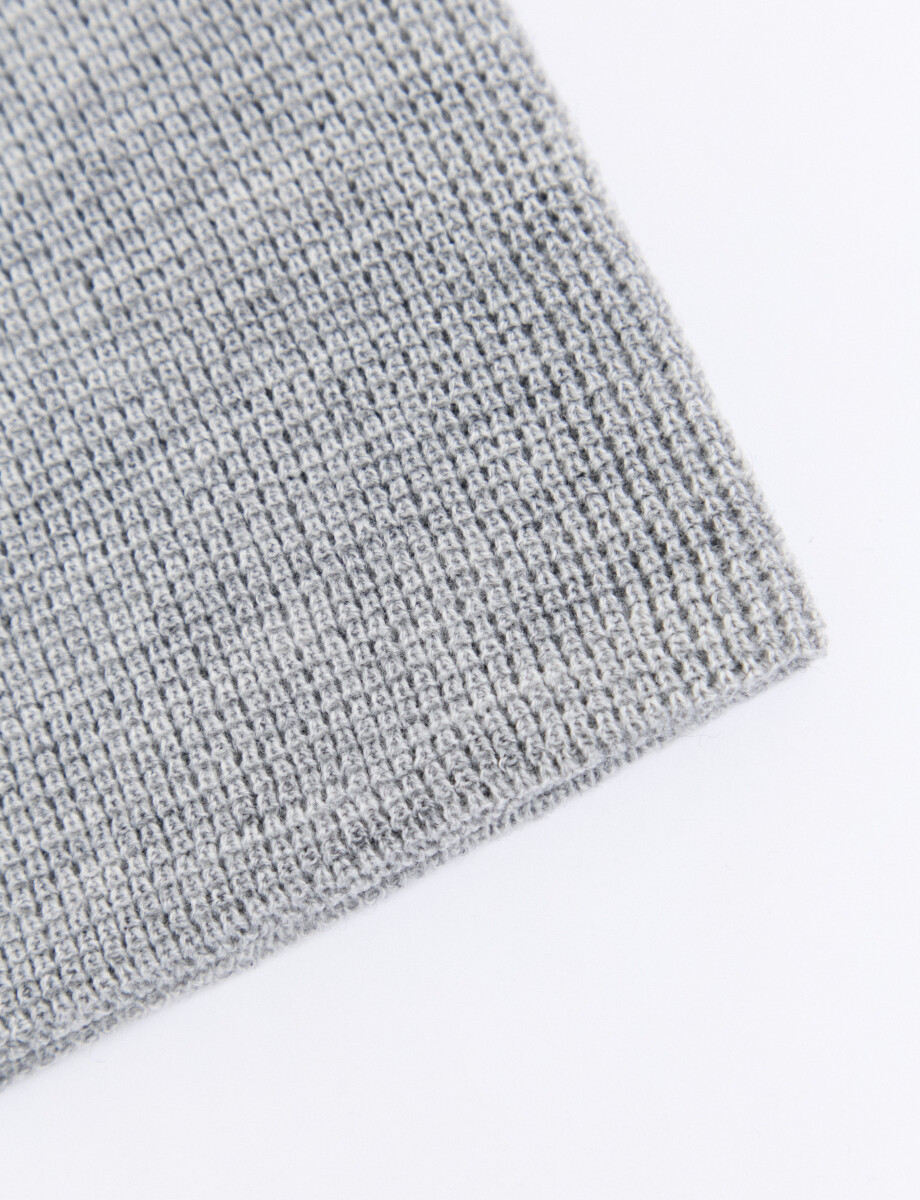 700518 CUELLO HARRY Gris