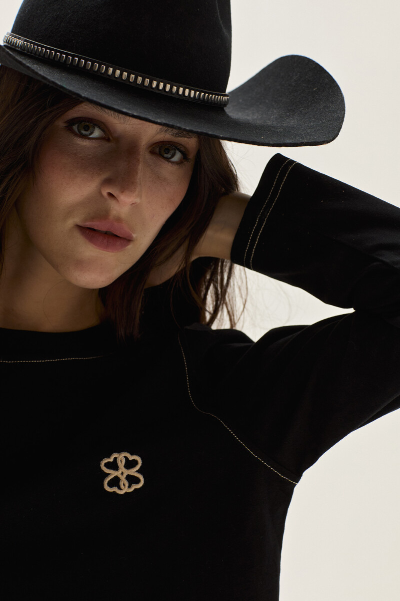 Remera Marigold Negro