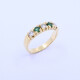 Anillo medio sin fin oro 18k amarillo con brillantes y esmeraldas engarce 4 puntas. Anillo medio sin fin oro 18k amarillo con brillantes y esmeraldas engarce 4 puntas.
