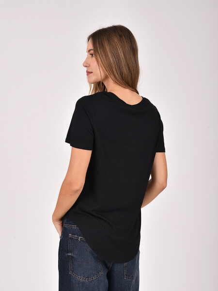 REMERA LILA VARIANTE 5