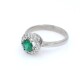 Anillo oro 18k blanco brillantes y hermosa esmeralda Anillo oro 18k blanco brillantes y hermosa esmeralda
