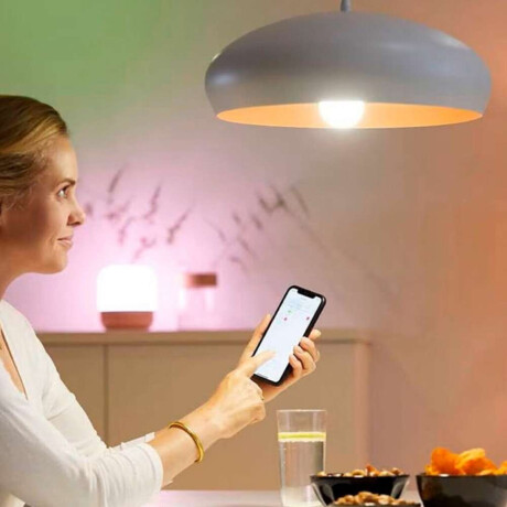 Lampara Bulbo Led Wiz Rgb Con Wifi 9W, Pase E27