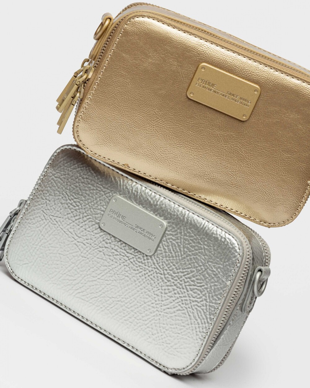 Mini bag New Penny en efecto cuero charol Platino