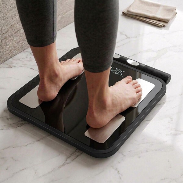 Balanza Digital Bluetooth Baño Bioimpedancia Masa Corporal 8 electrodos CLEMUR Color Negro Balanza Digital Bluetooth Baño Bioimpedancia Masa Corporal 8 electrodos CLEMUR Color Negro