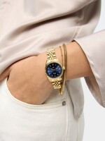 Set De Reloj Con Pulseras dorado