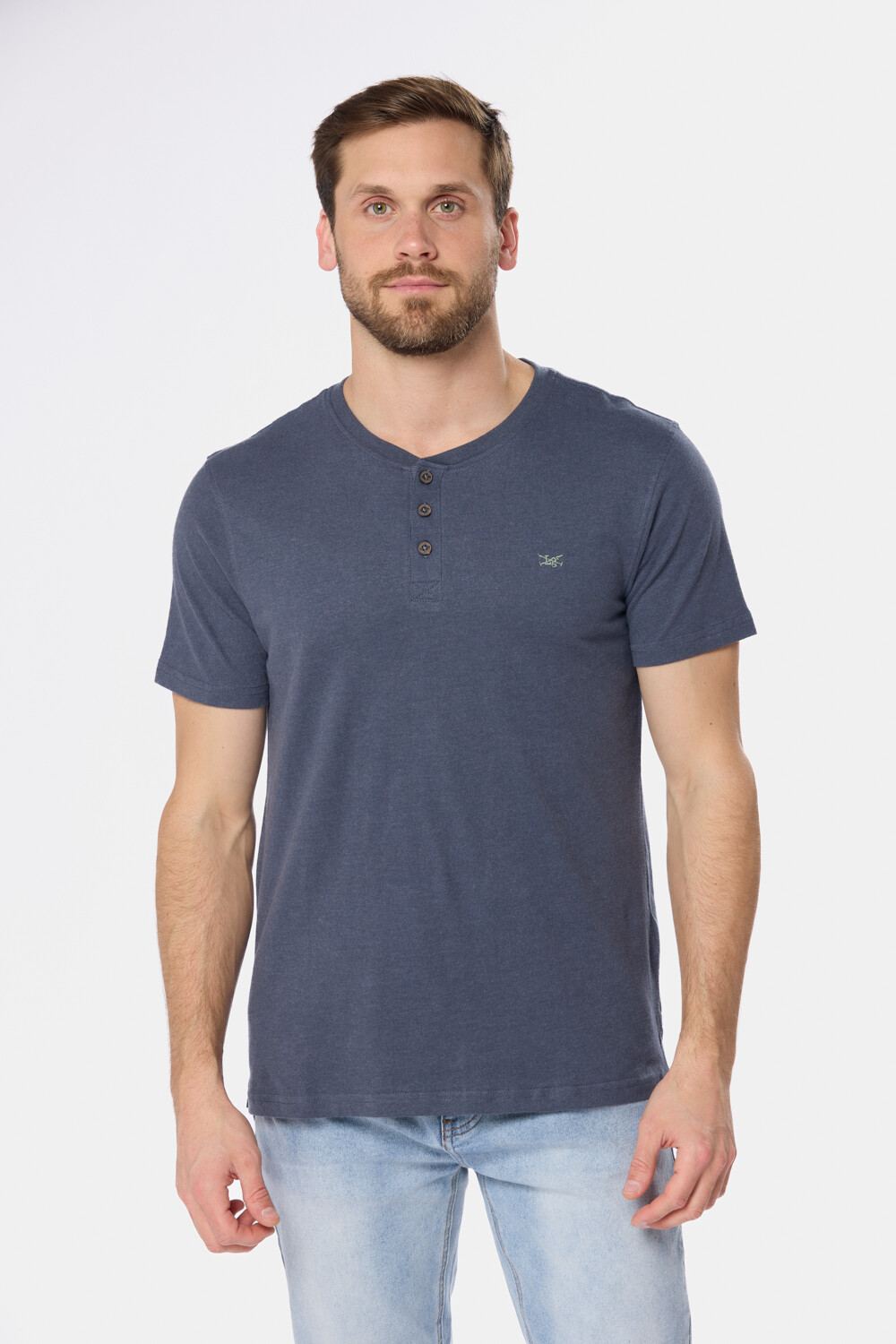 REMERA LISA CON BOTONES Azul