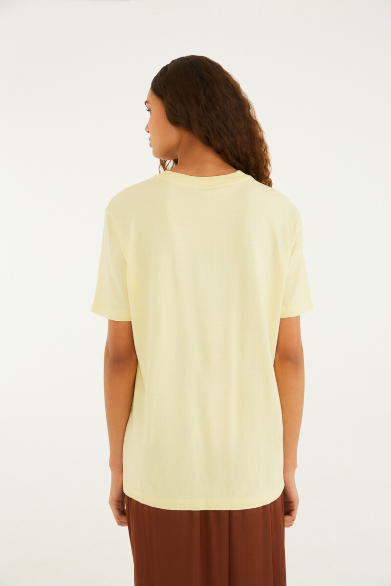 REMERA CARIOCA Amarillo