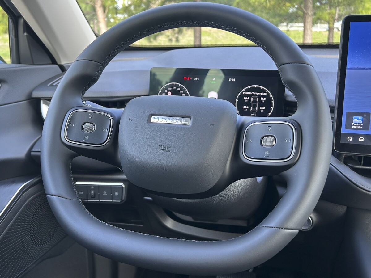 Haval H6 PHEV 4WD 2026 0KM | Permuta / Financia Haval H6 PHEV 4WD 2026 0KM | Permuta / Financia