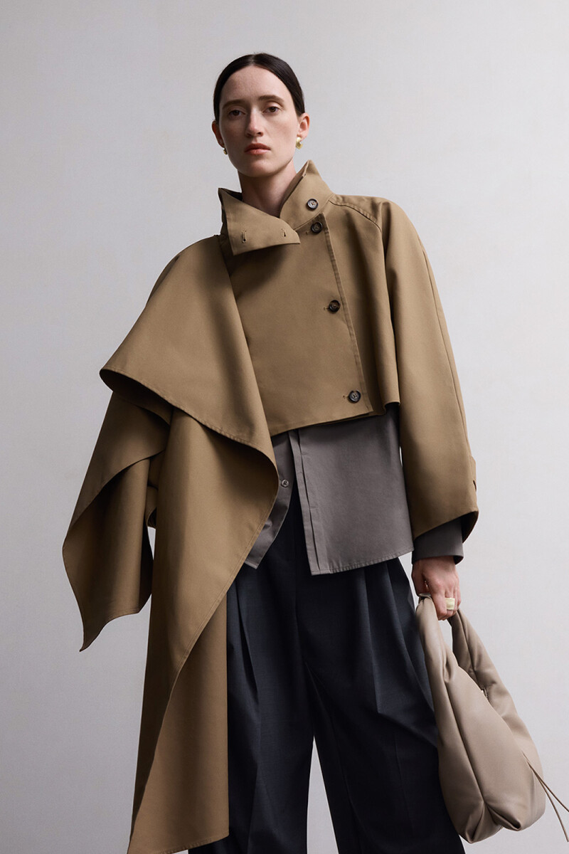 TRENCH CORTO Kaki