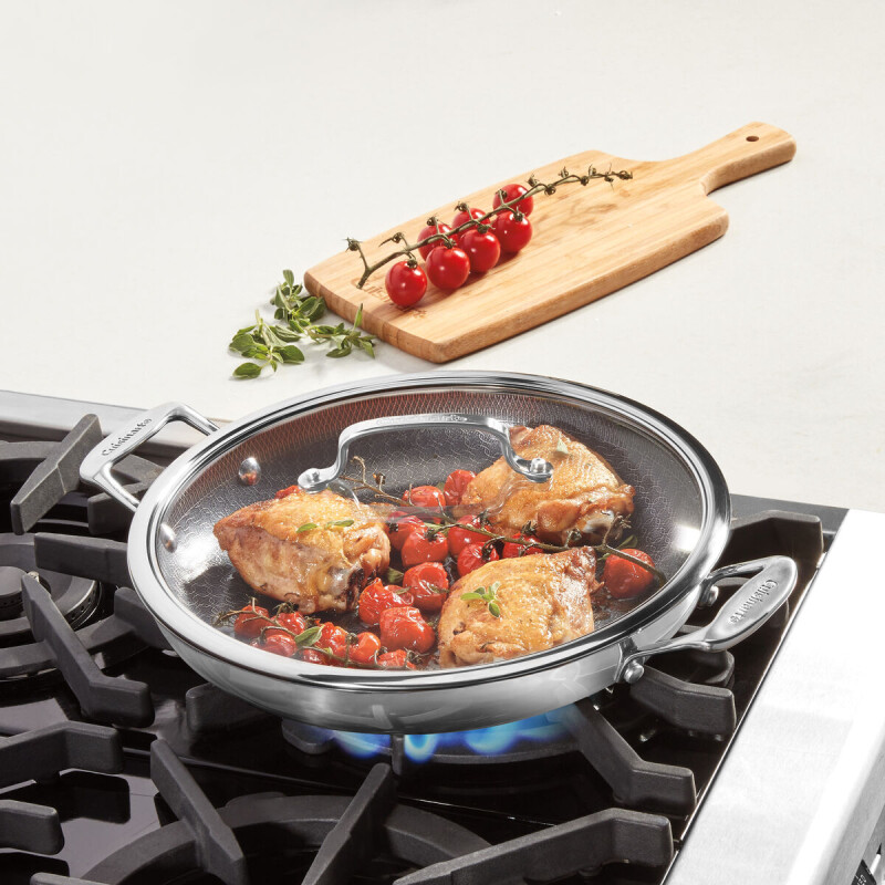 Sartén multiuso de 30cms en acero inoxidable con revestimiento en cerámica y tapa - Cuisinart Sartén multiuso de 30cms en acero inoxidable con revestimiento en cerámica y tapa - Cuisinart