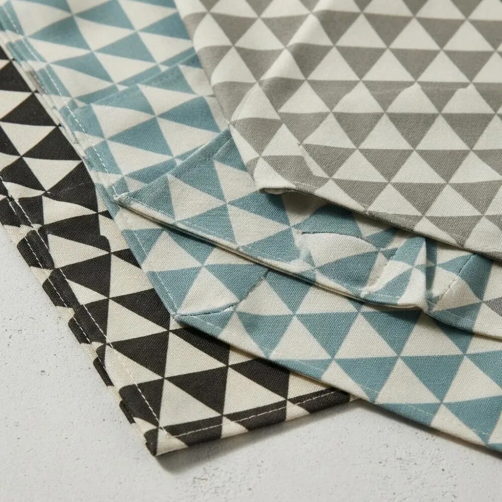 Individuales de tela triangulos bicolor (12) Individuales de tela triangulos bicolor (12)