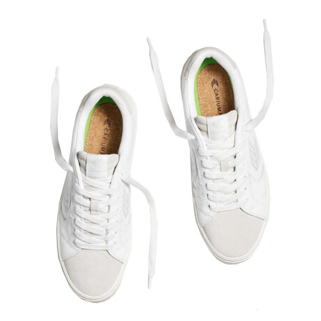 Championes Cariuma Salvas Blanco