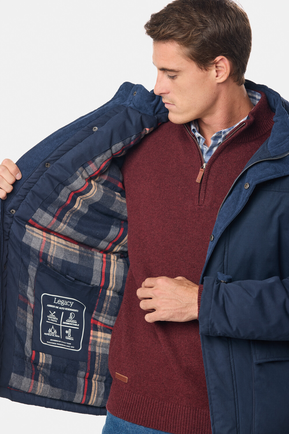 CAMPERA CON CAPUCHA DESMONTABLE Azul