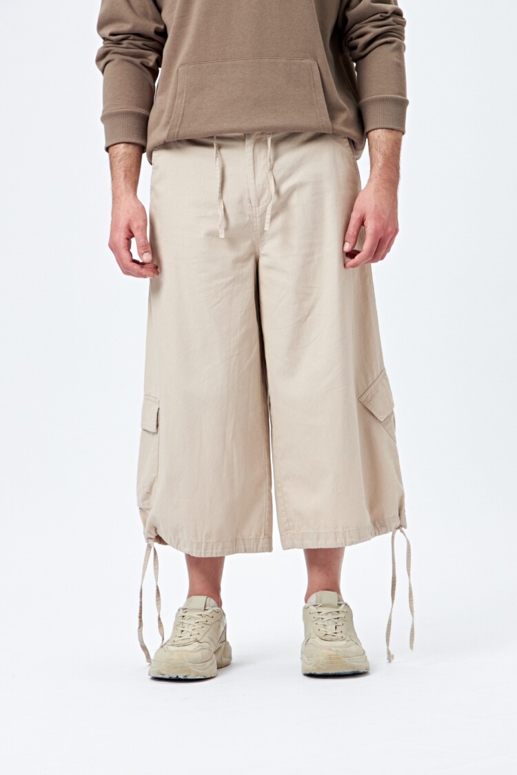BERMUDA SKATER Beige