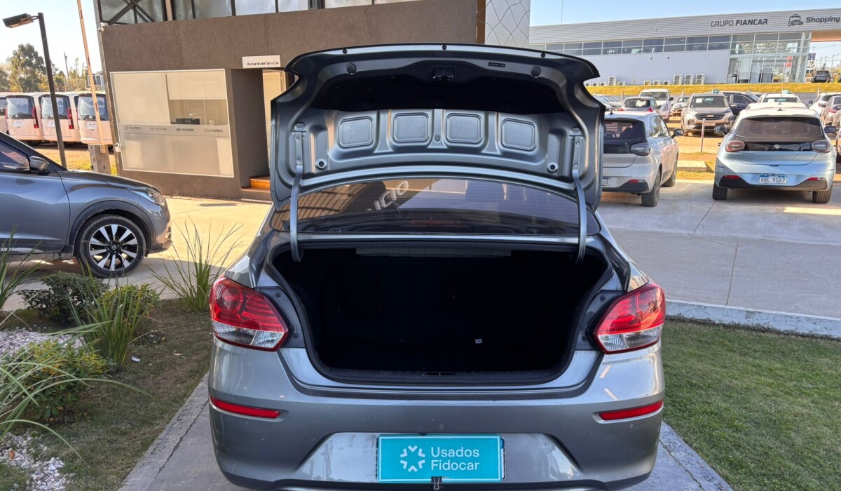 Kia Motors Soluto EX Plus - 2020 Kia Motors Soluto EX Plus - 2020