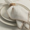 Mantel Lino Overlock Off White (6-8 comensales) Mantel Lino Overlock Off White (6-8 comensales)