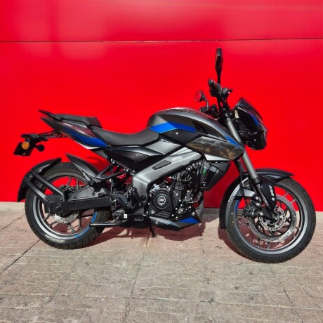 Bajaj Pulsar NS200 FI Gris