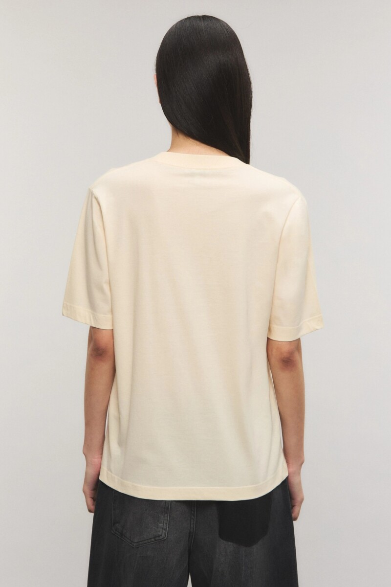 REMERA MELTED Crudo