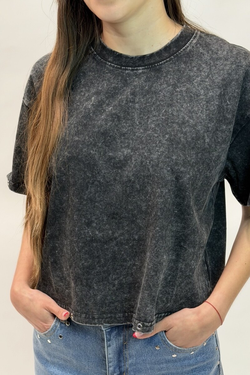 Remera Acid negra Remera Acid negra