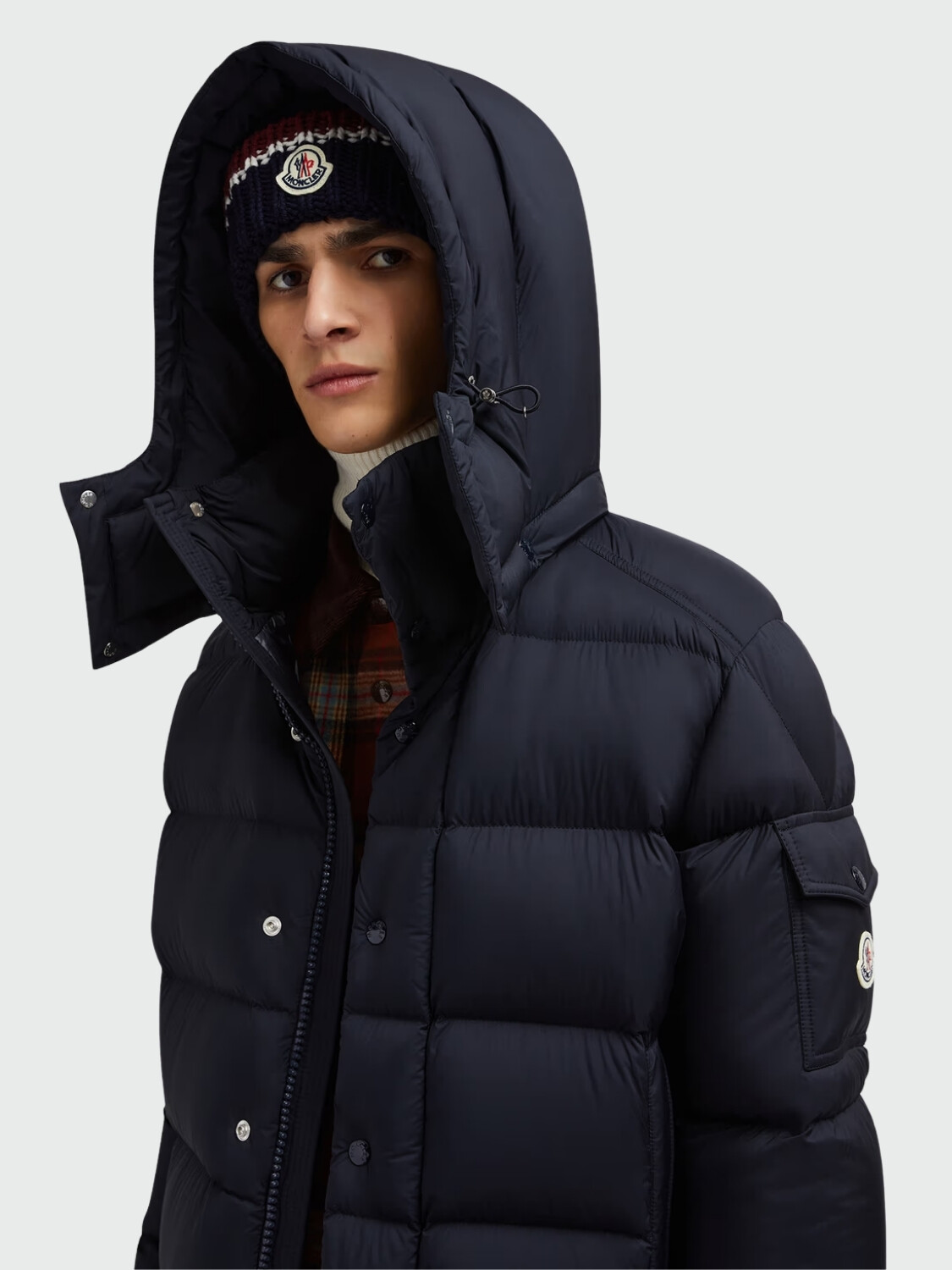 Moncler - Campera rellena de plumas con capucha desmontable, Vezere Azul