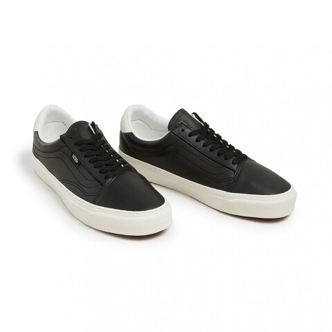 VANS OLD LUX SHOES Black & White