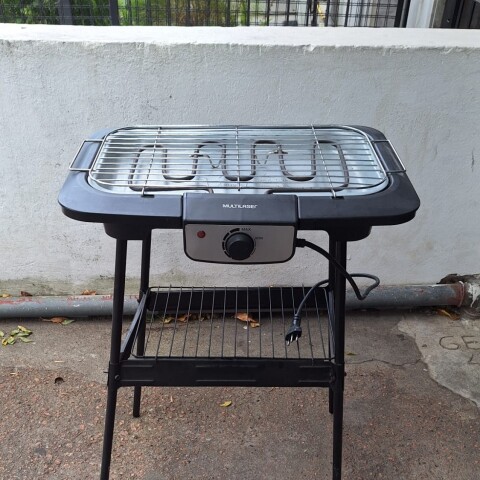 [OUTLET] Grill Parrilla Eléctrica Negra Multilaser Gourmet con Pedestal Potencia 1800W [OUTLET] Grill Parrilla Eléctrica Negra Multilaser Gourmet con Pedestal Potencia 1800W