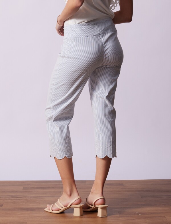 Capri Bordado CELESTE/MULTI