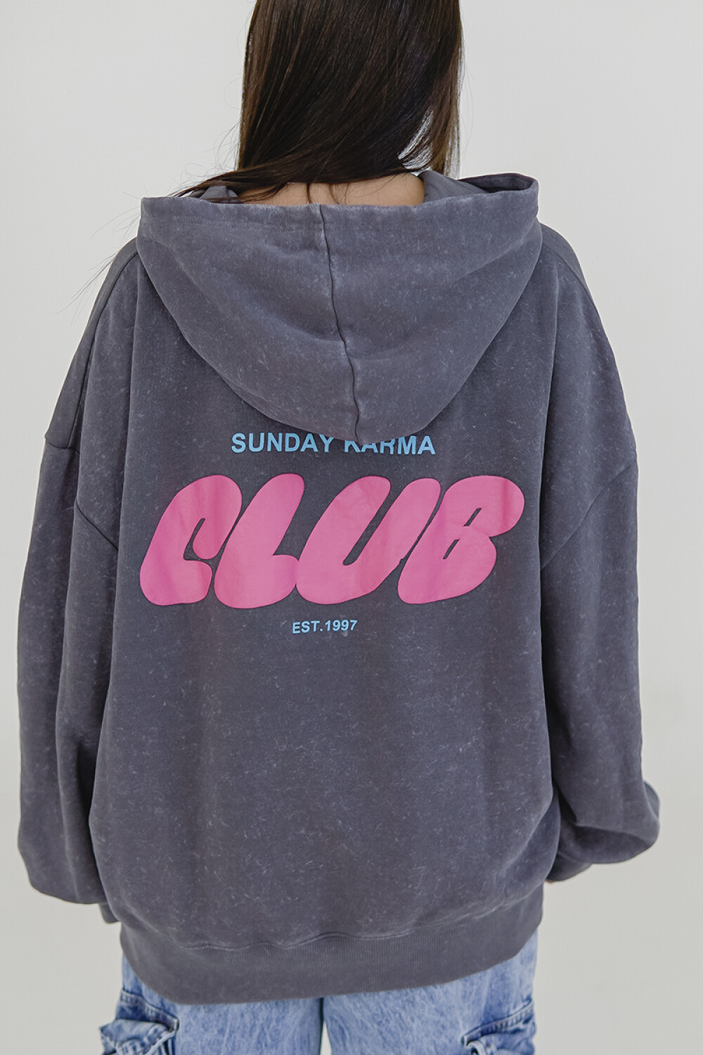 Canguro Pulau Club Gris