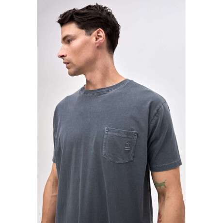 Remera Cricket Negro