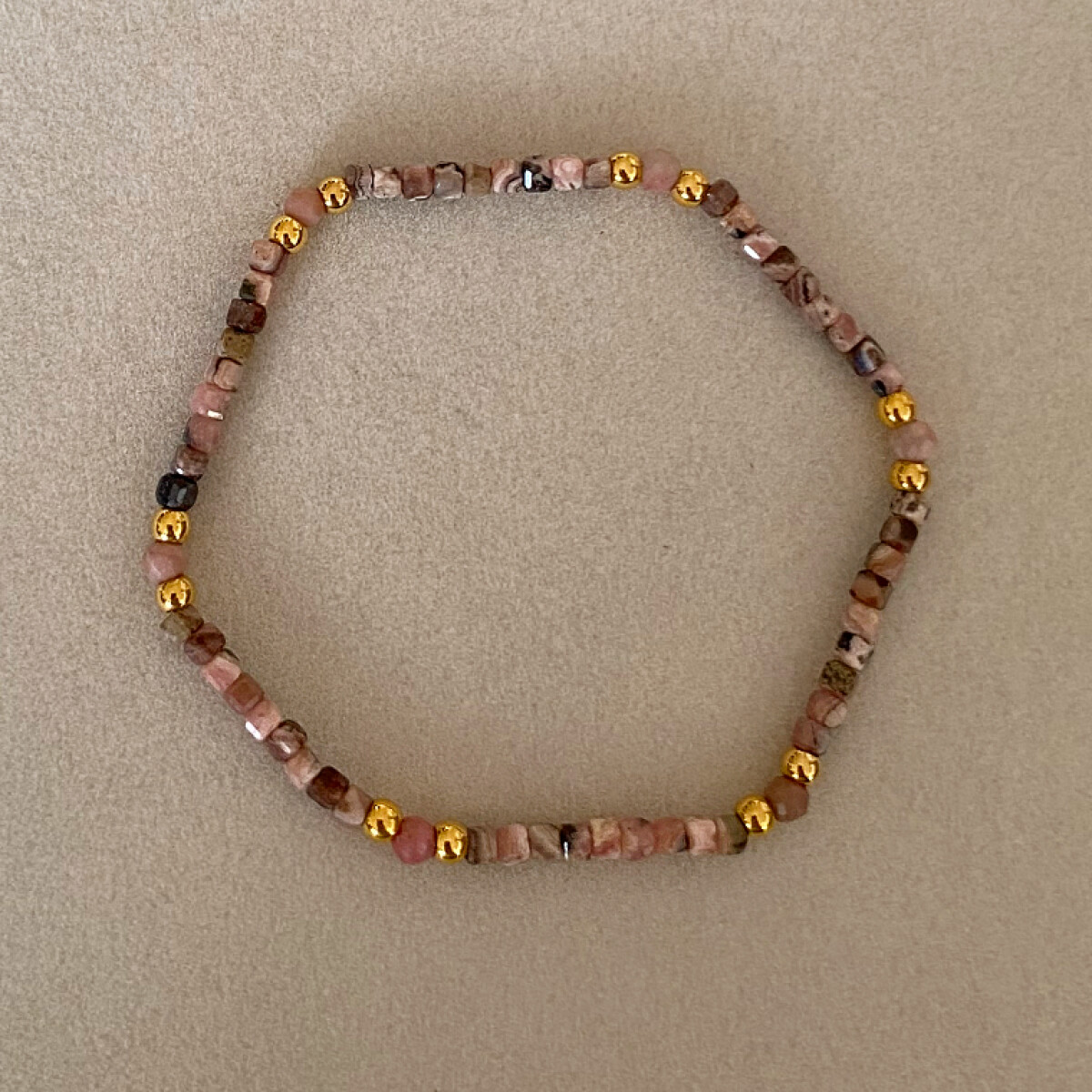 Pulsera GINA en acero y piedras naturales 