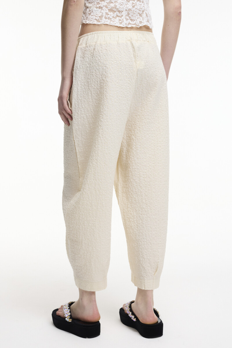 PANTALÓN BIANCO Crema