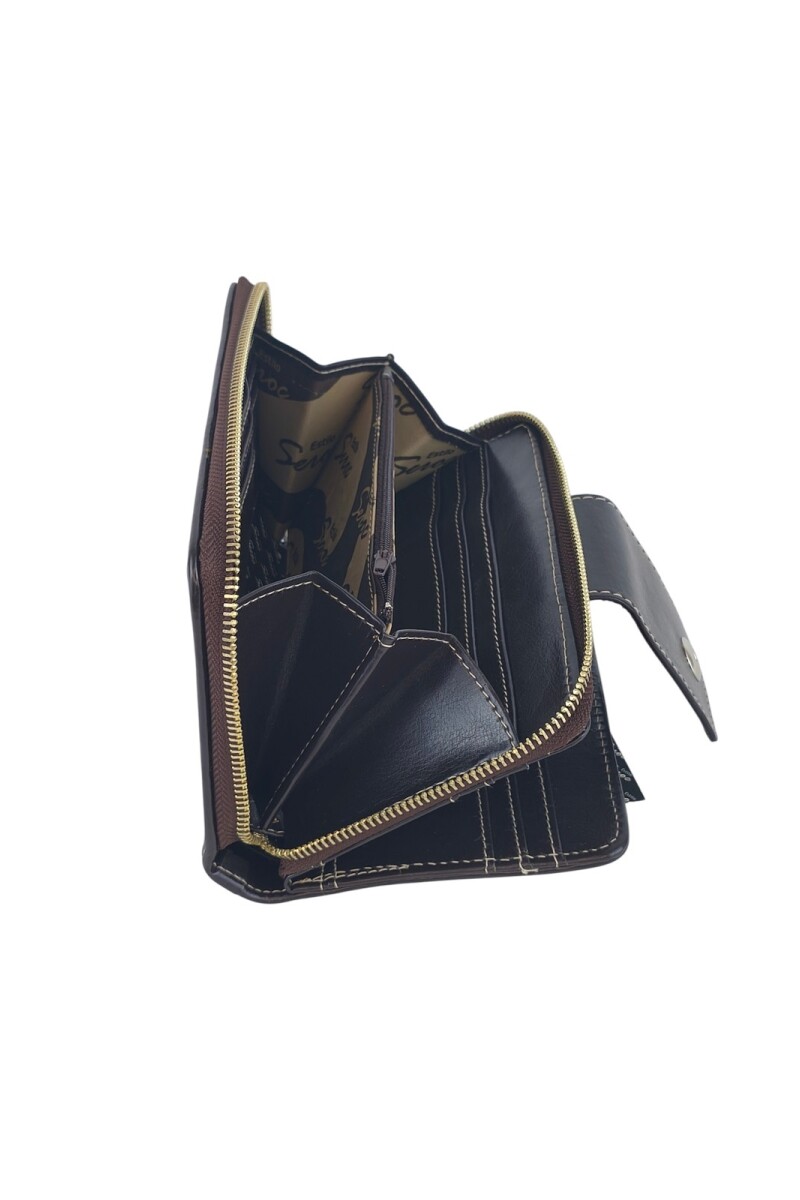 Monedero grande con lengueta beige