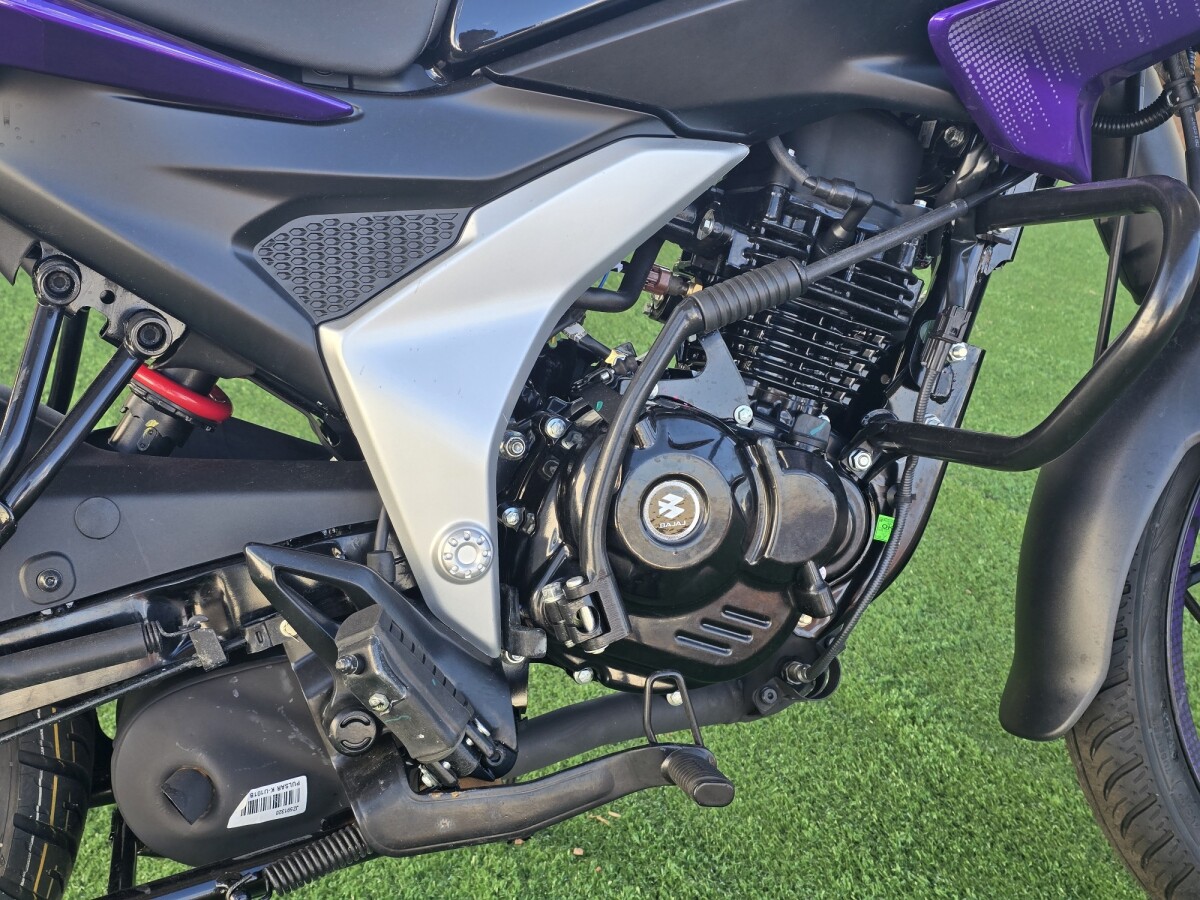Bajaj Pulsar N125 FI BLK 124 | Permuta / Financia Bajaj Pulsar N125 FI BLK 124 | Permuta / Financia