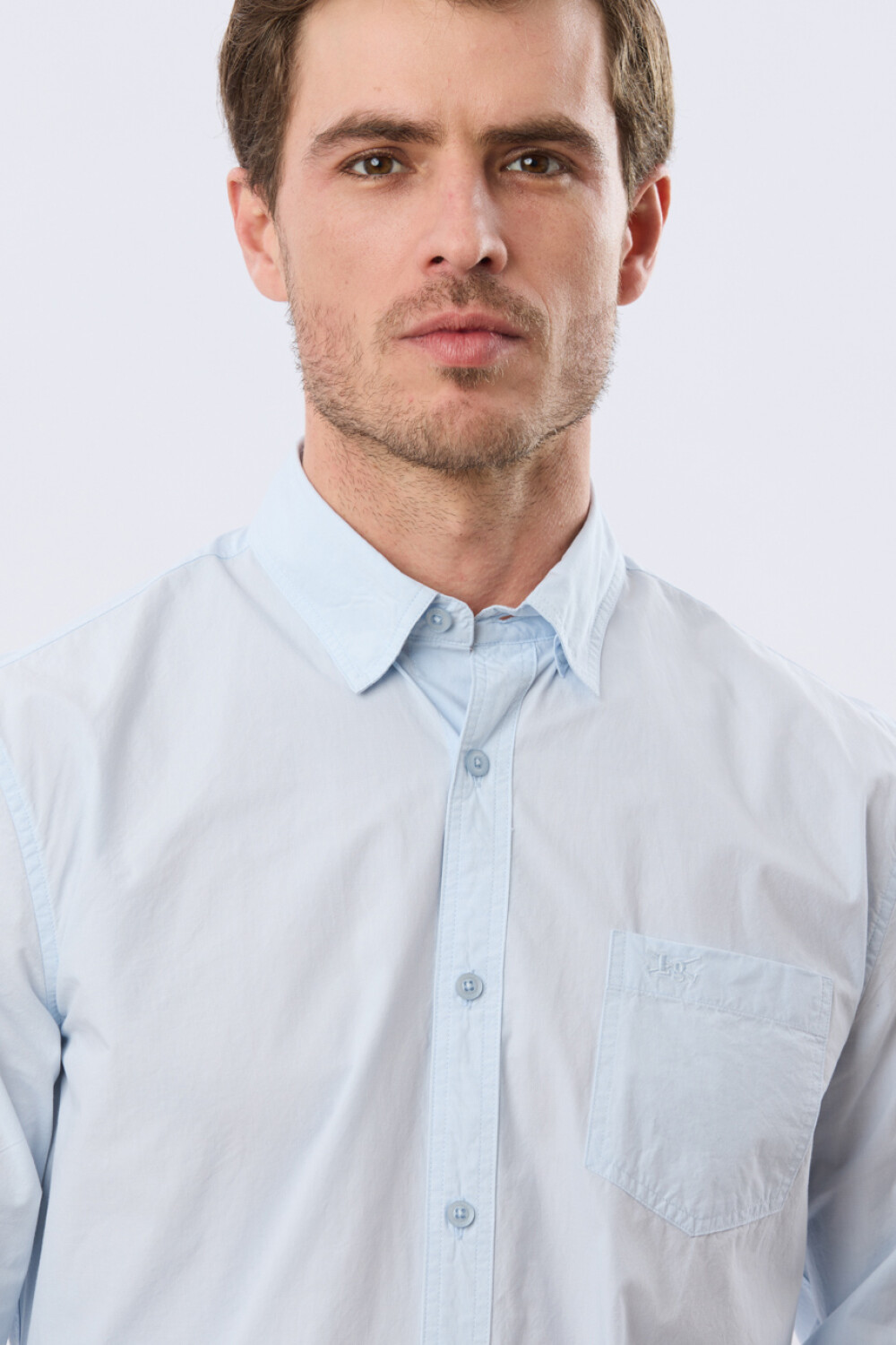 CAMISA LISA DE ALGODÓN Celeste