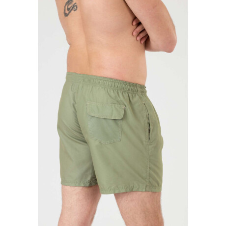 Short basic liso Verde mili/esmeralda