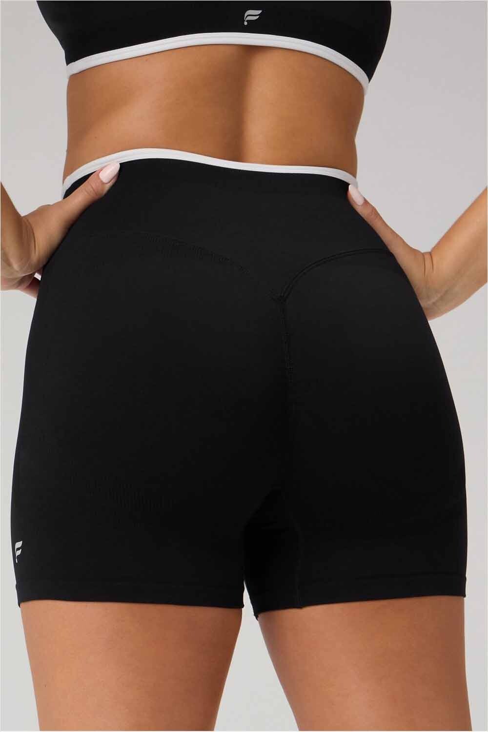 Shorts Seamless Scrunch Short 4" Mujer Black/Classic White