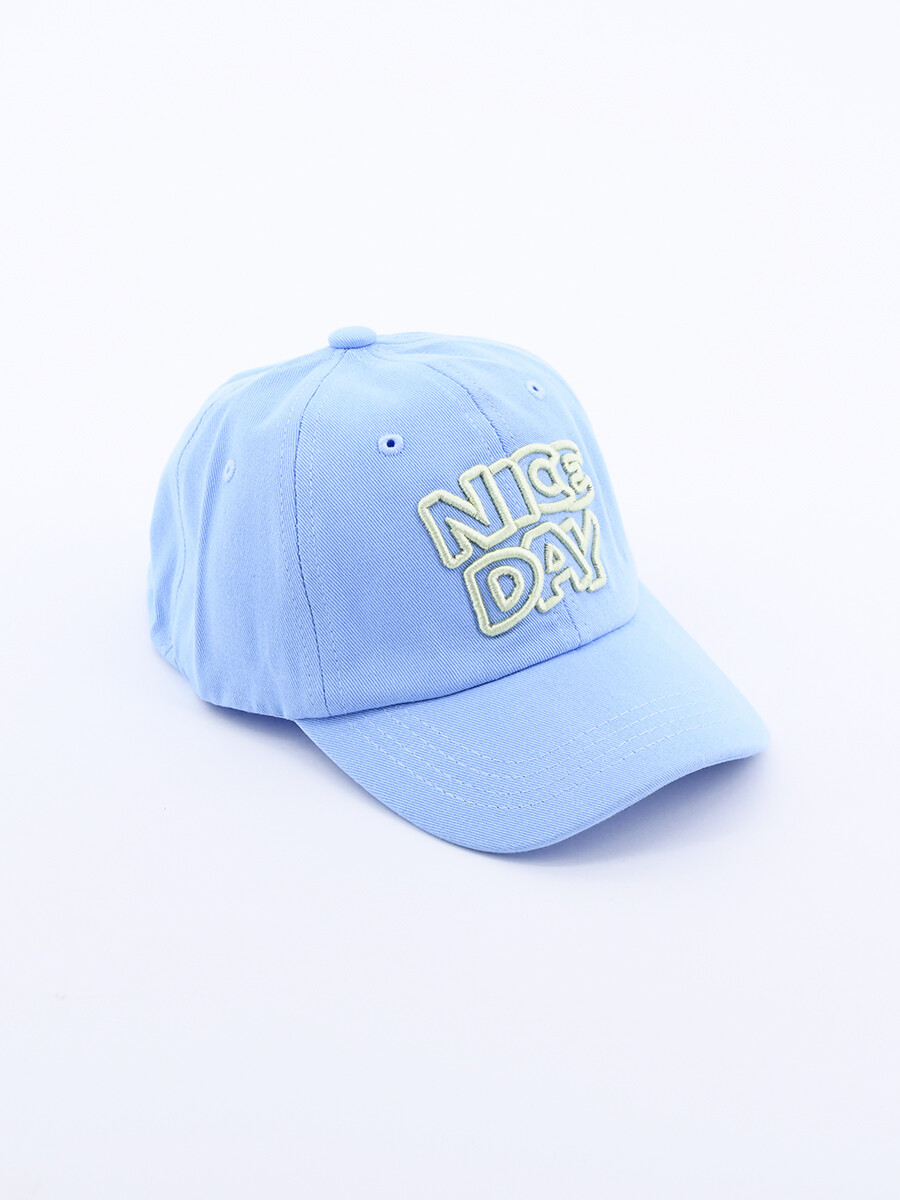GORRO NICE DAY - CELESTE 
