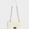 Bandoleras Clasico Bandolera Puffy Con Solapa - Blanco Crudo