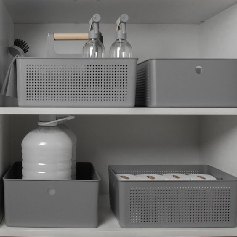Cesto Organizador con manija de madera Gris