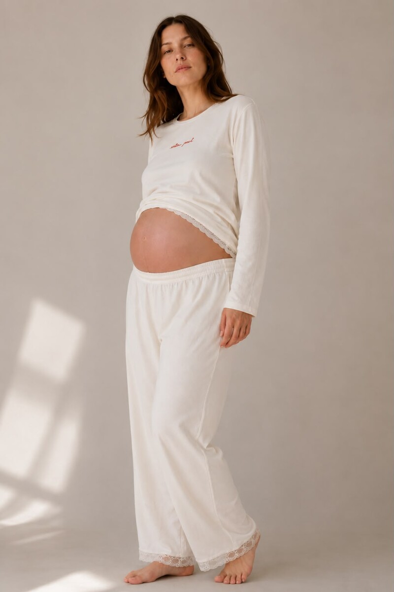 Conjunto de Pijama Uma Crema