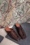 Escultura Shoes Chocolate