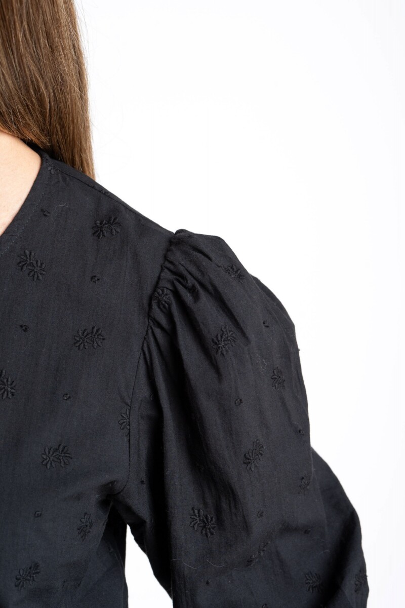 Blusa Broderie Negro