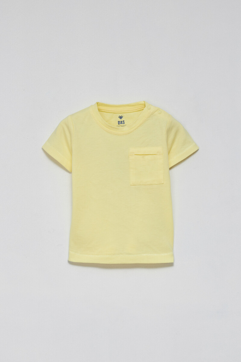 Remera Manga Corta Con Bolsillos Ojal Amarillo