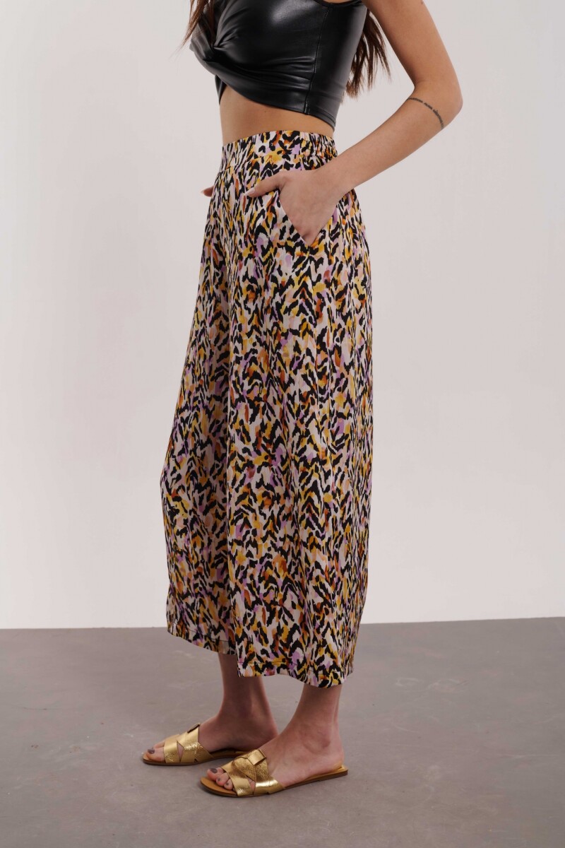 PANTALÓN NOOR ESTAMPADO NEGRO Y LILA