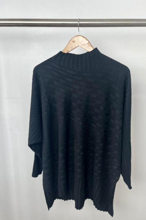 SWEATER OVER MEDIA POLERA NEGRO