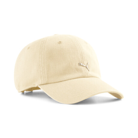 Wardrobe ESS Metal Dad Cap 02596805 Crema
