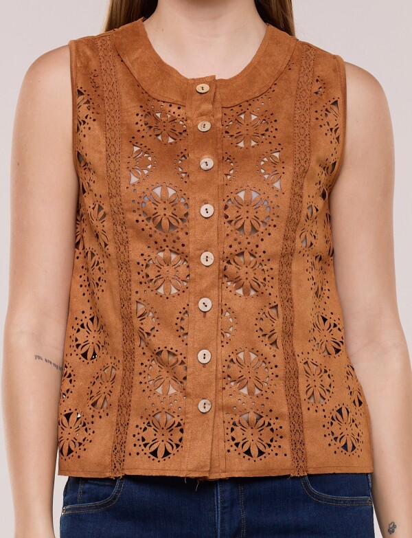 Blusa Boho De Suede Abotonada Con Calado Artesanal TOSTADO